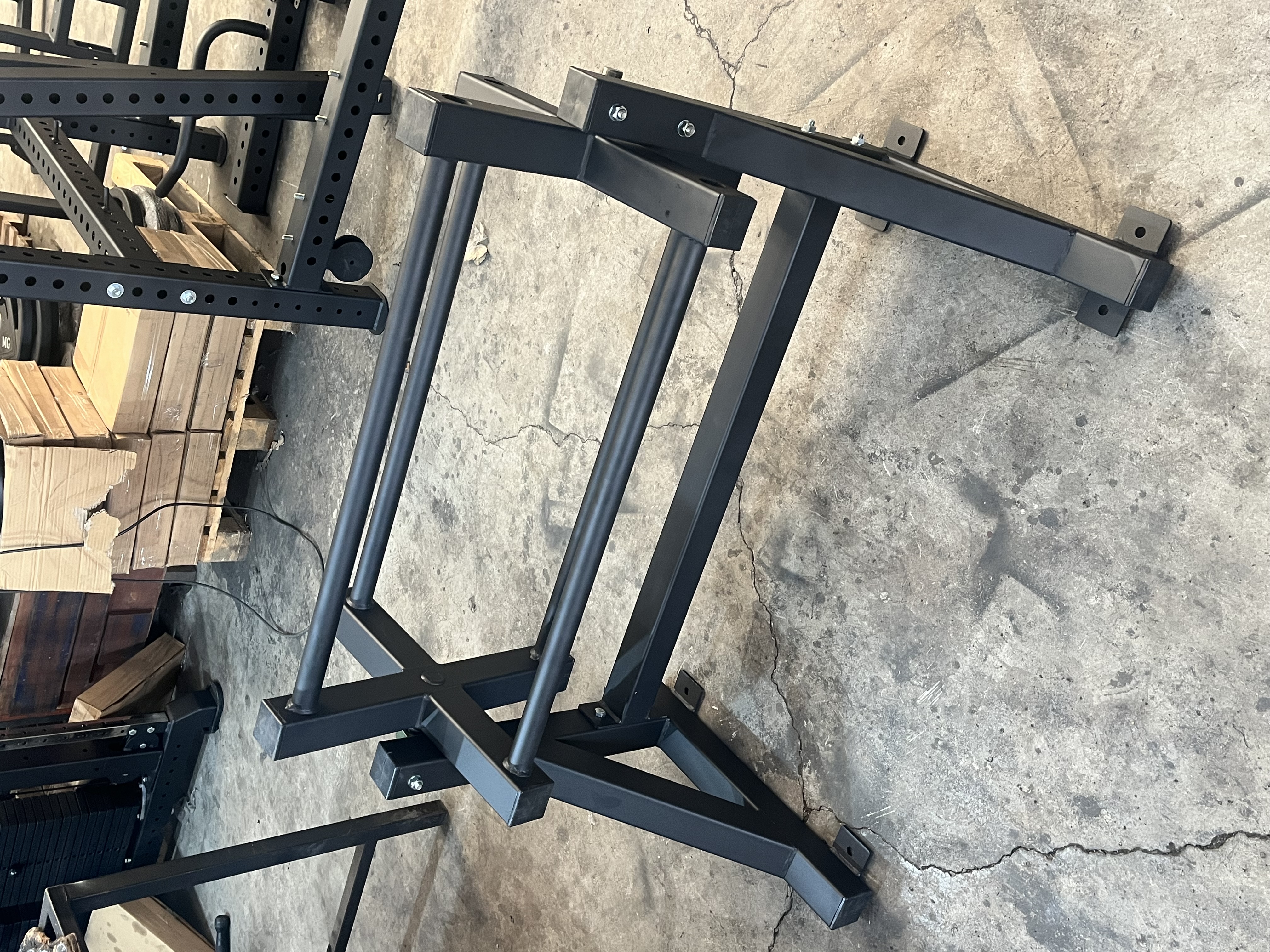 Wall Mounted Revolving Pull Up Bar thumbnail 2